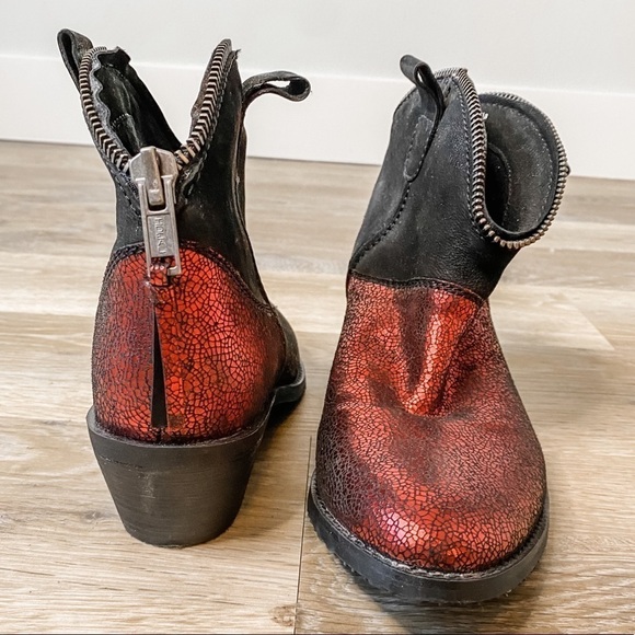Sacha London | Metallic Red and Black Boots | Zipper top - Picture 3 of 9